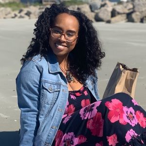 Meet your Posher, Jasmine